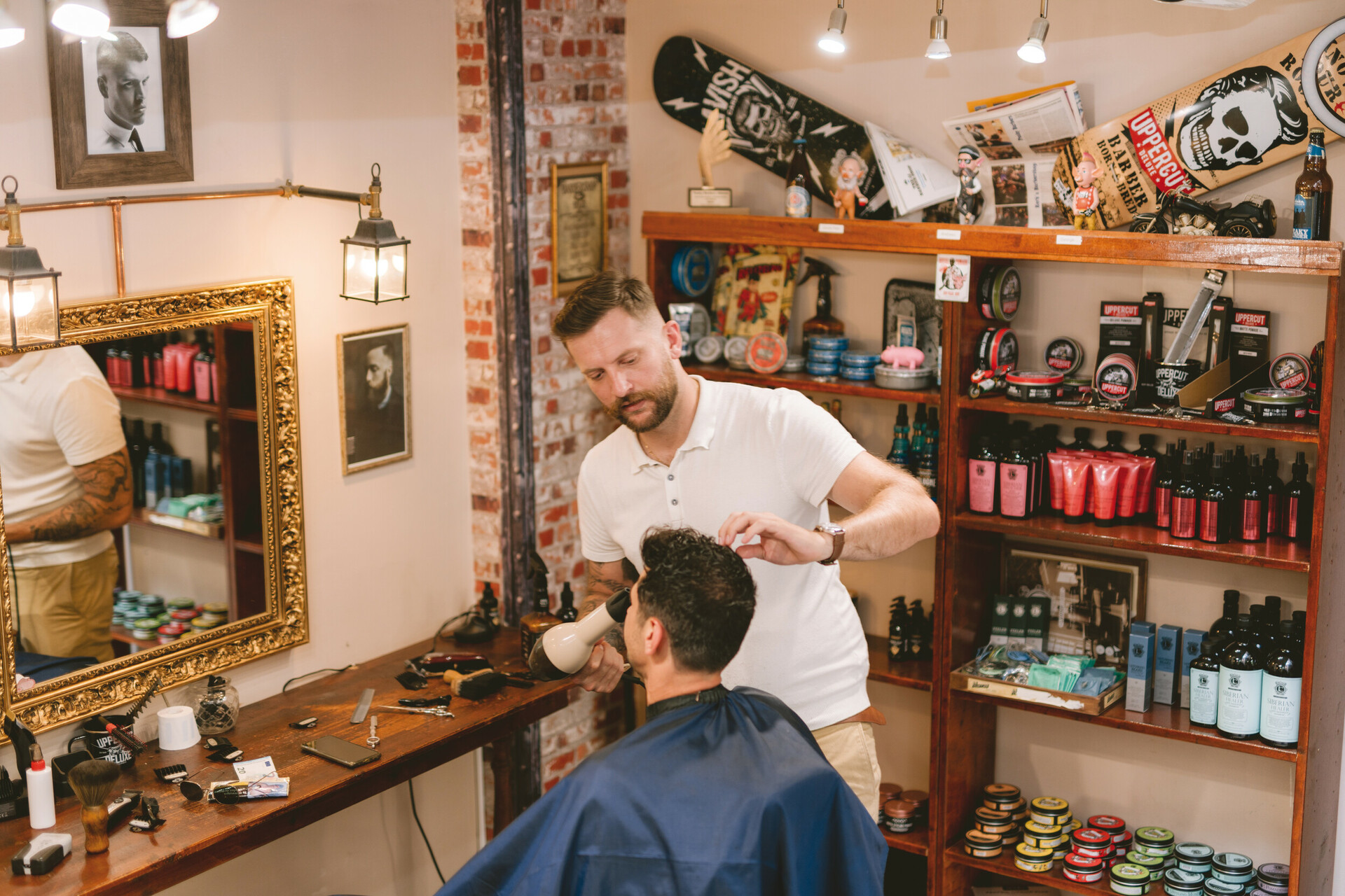 Peaky Barbers Ποιότητα που έρχεται από το παρελθόν σε δυο χώρους που